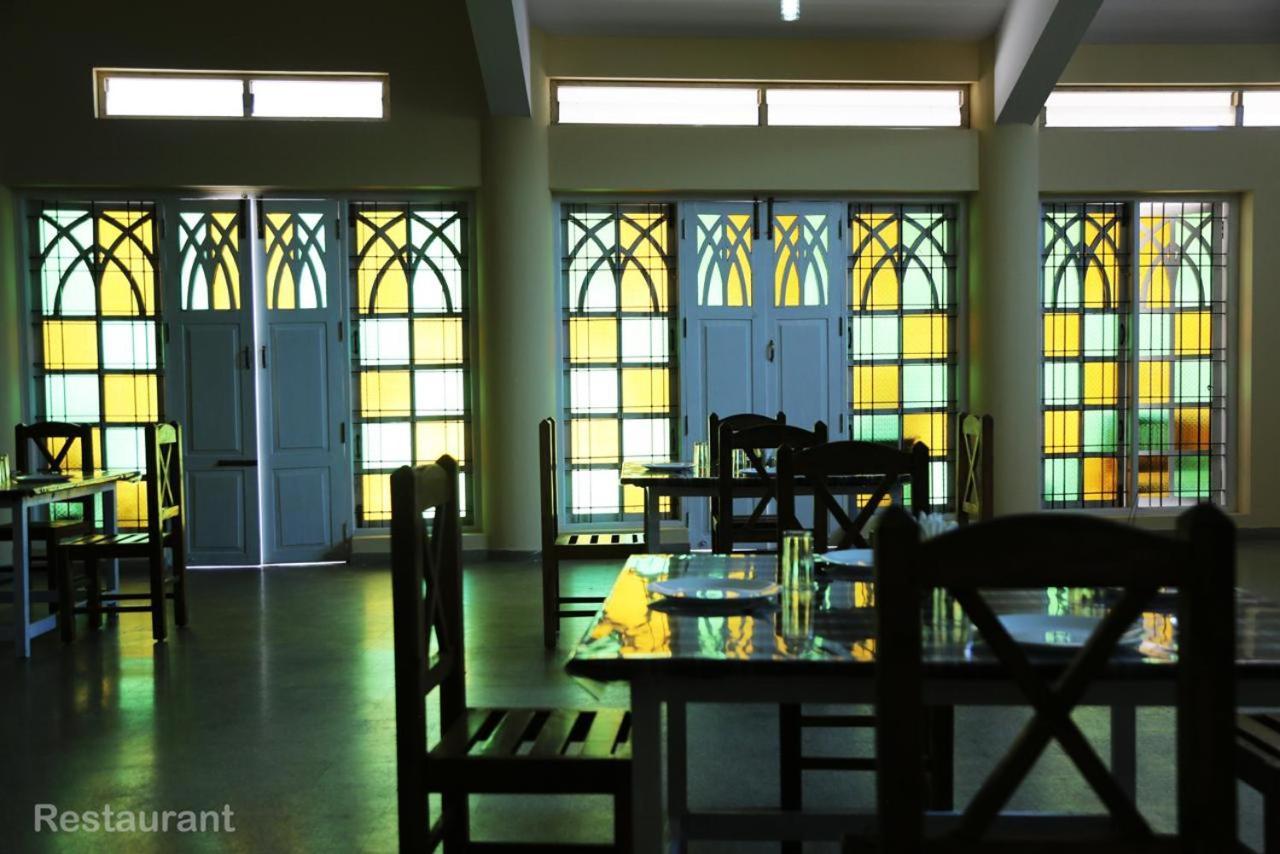 La Flora Beverly Hill Resort Madikeri Esterno foto